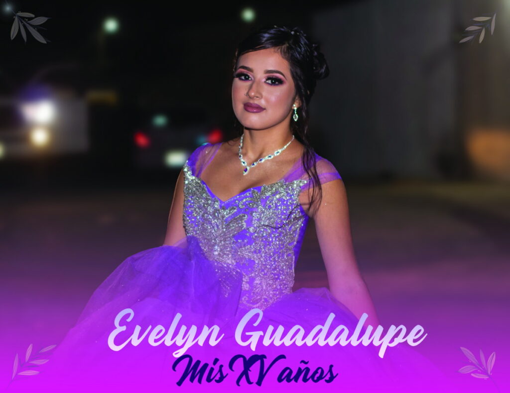 Mis XV Años Evelyn PhotoBook |