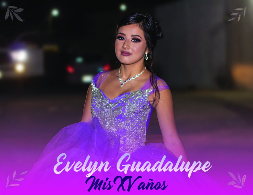 Mis XV Años Evelyn PhotoBook